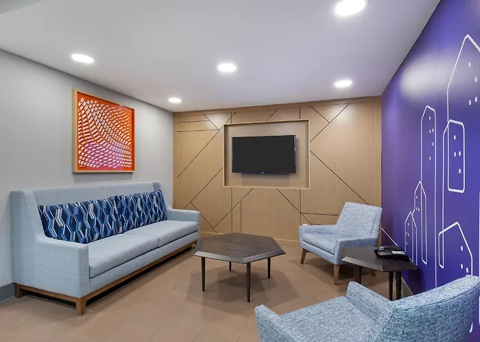 Holiday Inn Express Hurricane Mills Waverly By Ihg