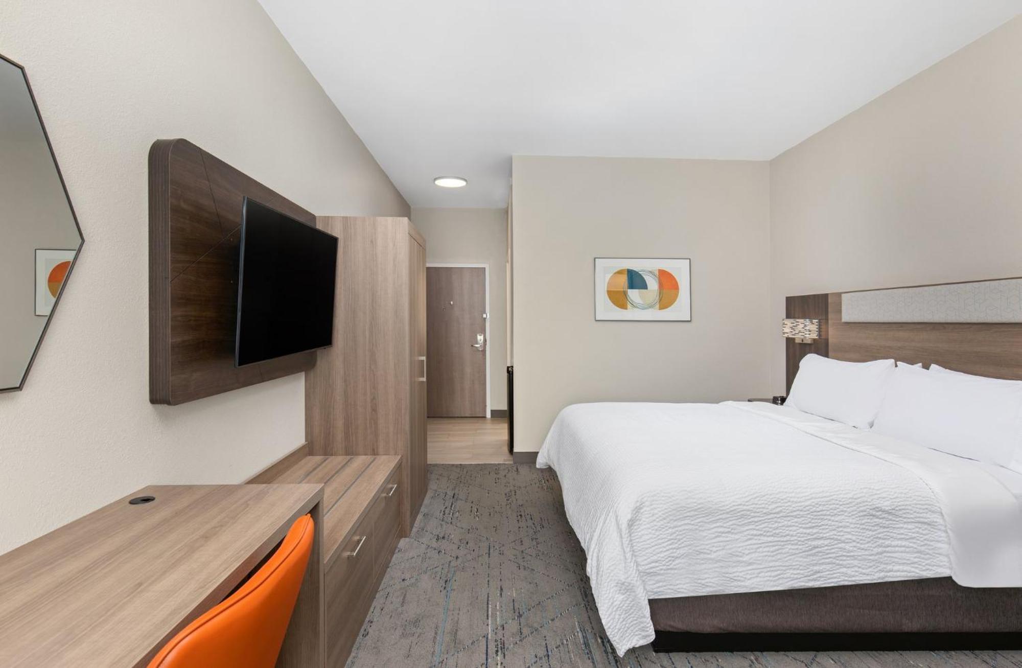 Express Waverly By Ihg