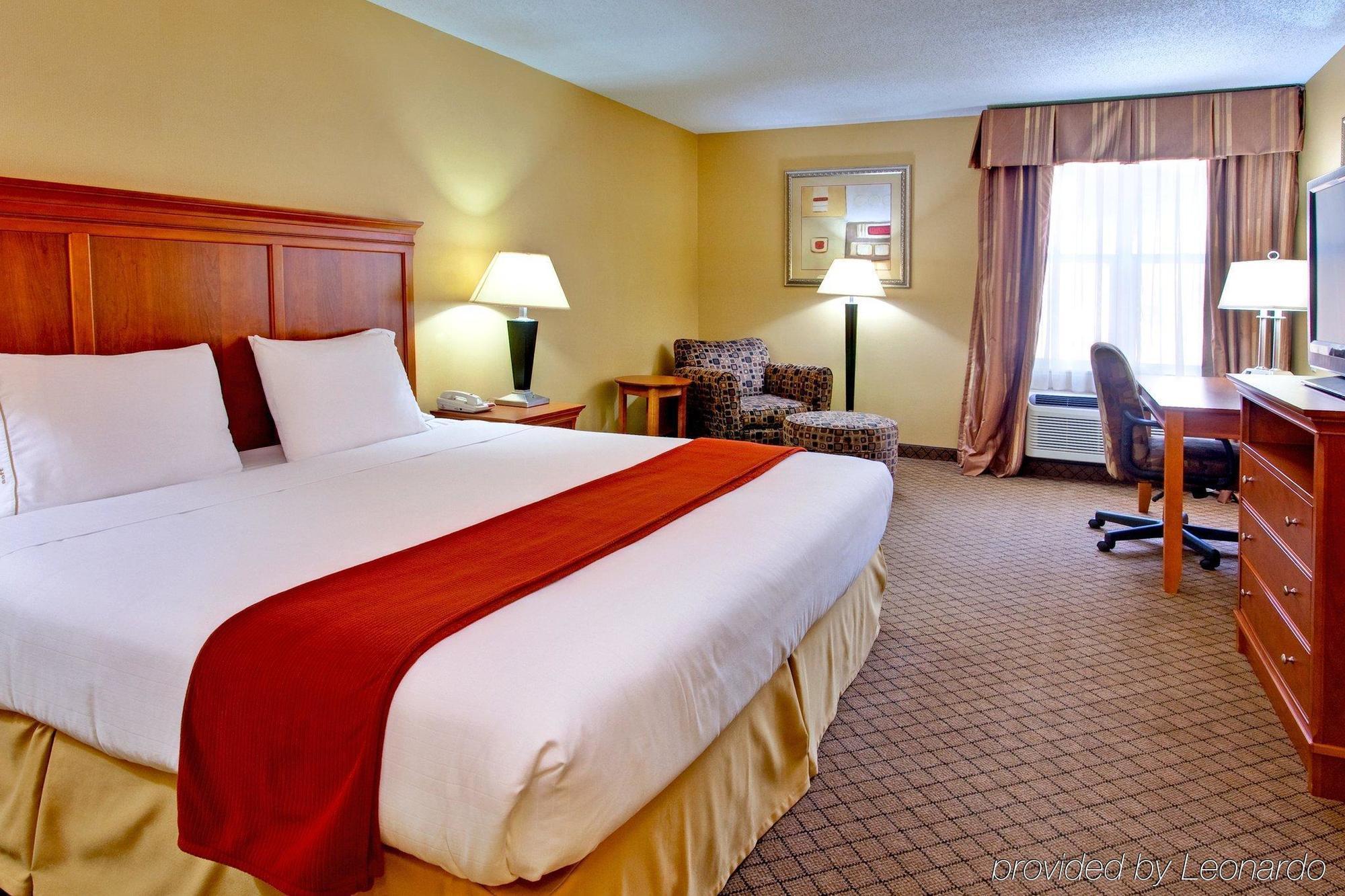 Express Waverly By Ihg 2*