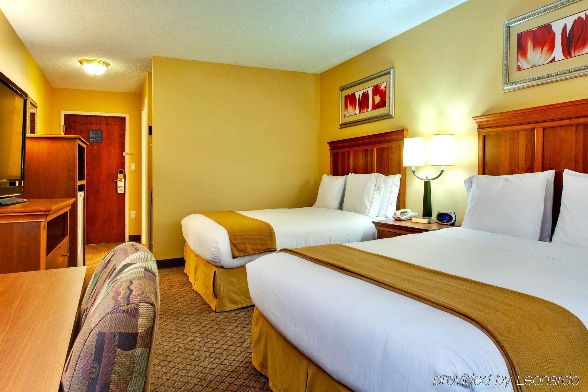 Express Waverly By Ihg 2* Hurricane Mills