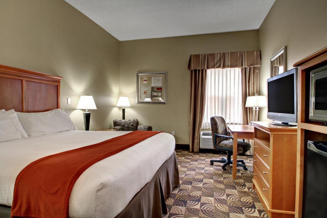 Express Waverly By Ihg Hotel
