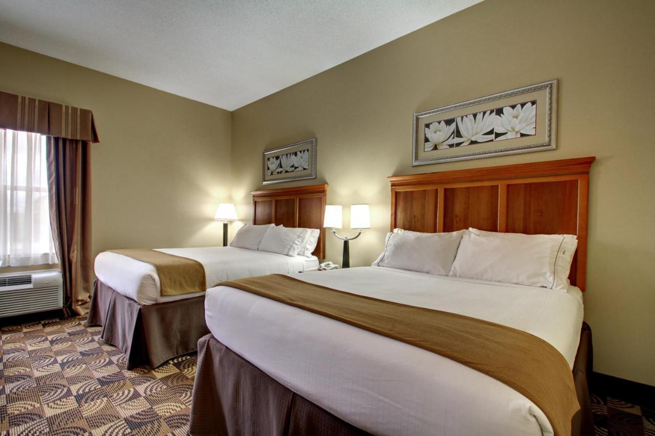 Hotel Express Waverly By Ihg Hurricane Mills