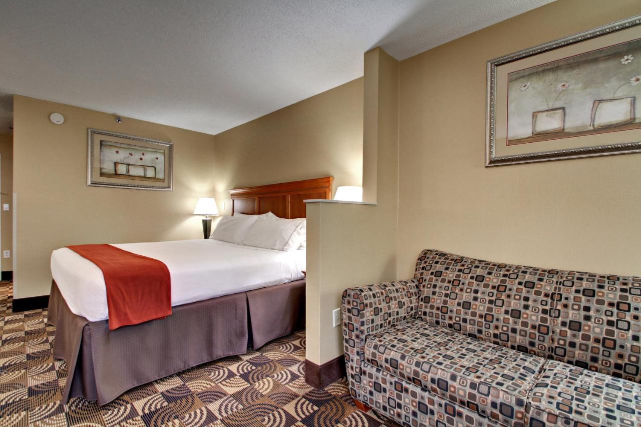 Express Waverly By Ihg 2* Hurricane Mills